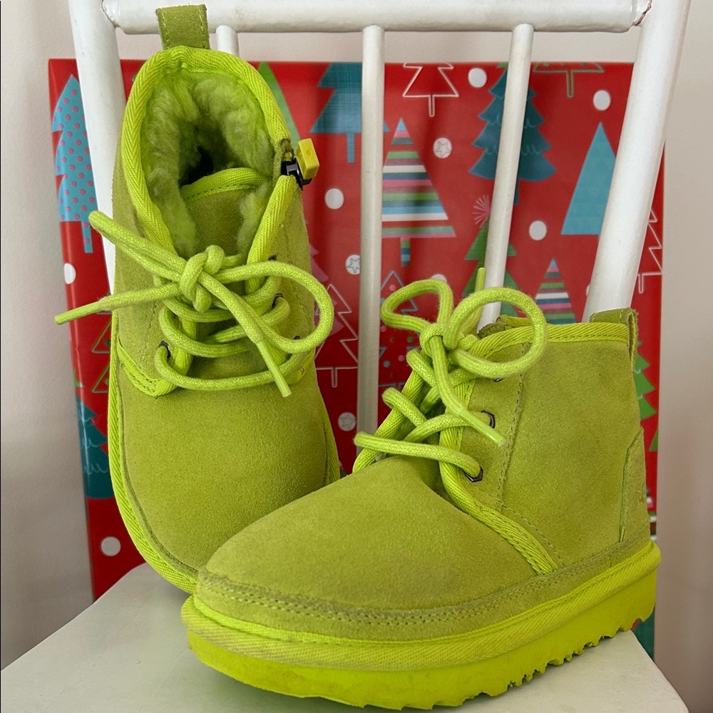 Ugh Kids Neumel II suede boots